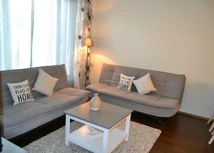 Апартаменты Galaxy Airport *